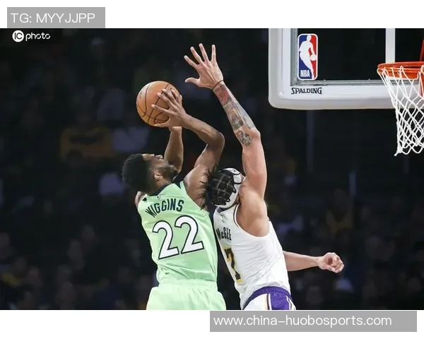 昨晚对决唐斯与维金斯半场表现低迷合力仅得6分引发热议 昨晚对决唐斯与维金斯半场表现低迷合力仅得6分引发热议