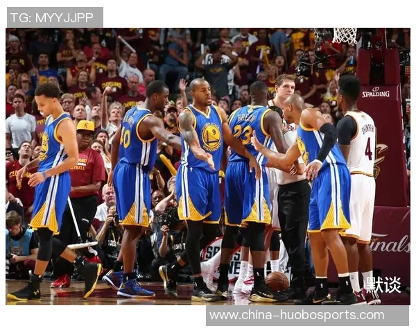 勇士主场表现如龙客场却如虫赛季前12场净胜分创世纪新高